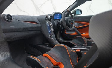 McLaren 765LT 18