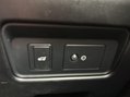 Land Rover Discovery 3.0 SD V6 Landmark Edition Auto 4WD Euro 6 (s/s) 5dr 49