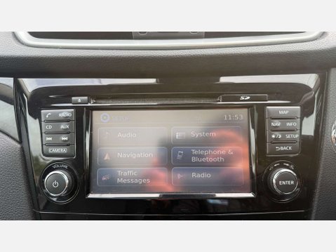 Nissan Qashqai 1.2 Qashqai N-Connecta DiG-T CVT 5dr 18