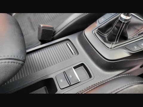 Ford Focus ST 16