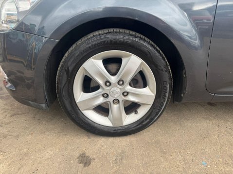 Kia Ceed 1.6 CRDi 2 Sports Wagon Auto Euro 5 5dr 29