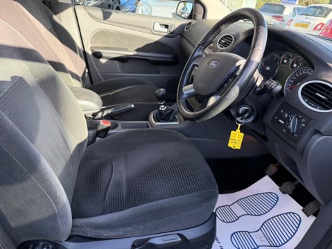 Ford Focus 2.0 TDCi Ghia 5dr IV 12