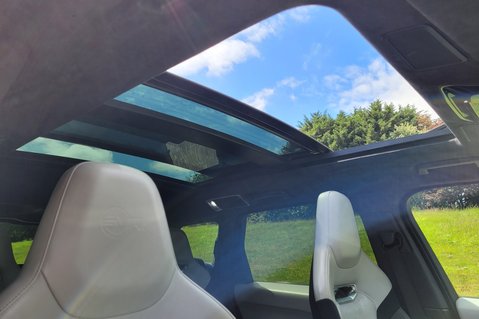Land Rover Range Rover Sport SVR 36