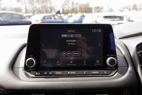 Nissan Qashqai DIG-T ACENTA PREMIUM DCT MHEV 21