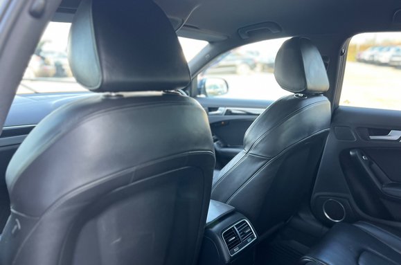 Audi A4 3.0 TDI QUATTRO BLACK EDITION AUTO 31