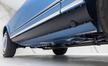 Mercedes-Benz 280 SL W113 Pagoda 53