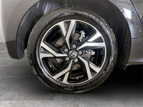 Toyota Yaris 1.5 VVT-h Design Hatchback 5dr Petrol Hybrid E-CVT Euro 6 (s/s) (116 ps) C 10