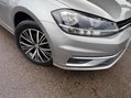 Volkswagen Golf 1.0 TSI BlueMotion Tech SE Nav Euro 6 (s/s) 5dr 7