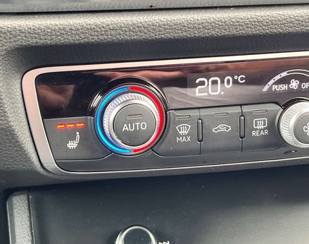 Audi Q3 1.5 Q3 S Line 35 TFSI Semi-Auto 5dr 53