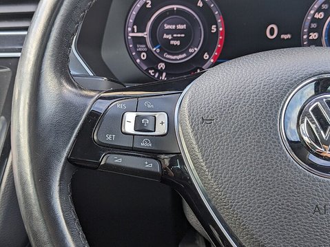 Volkswagen Tiguan SEL TDI BMT 4MOTION 20