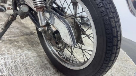 Suzuki GN 1996 CLASSIC 125CC PROJECT BIKE SPARES OR REPAIR LEARNER BIKE 11