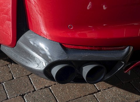 Ferrari 812 Superfast 31