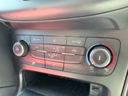 Ford Focus 1.5 ST-LINE TDCI 16