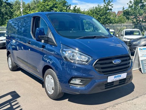 Ford Transit Custom 2.0 300 EcoBlue Trend Panel Van 5dr Diesel Manual L2 H1 Euro 6 (s/s) (105 p 9