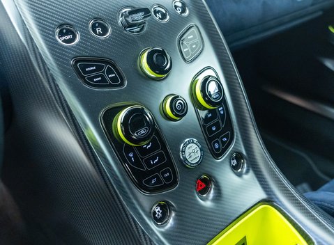 Aston Martin Vantage AMR Pro 19