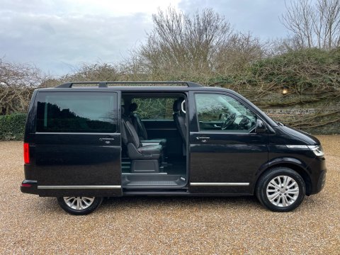 Volkswagen Caravelle 2.0 TDI Executive MPV 5dr Diesel DSG Euro 6 (s/s) (150 ps) 21