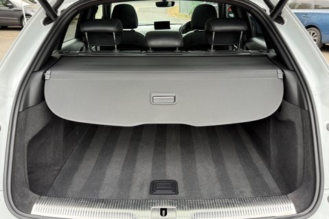 Audi Q3 TDI QUATTRO BLACK EDITION - PAN ROOF - 20 INCH ALLOYS 54