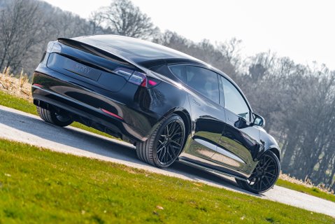 Tesla Model 3 PERFORMANCE AWD 20