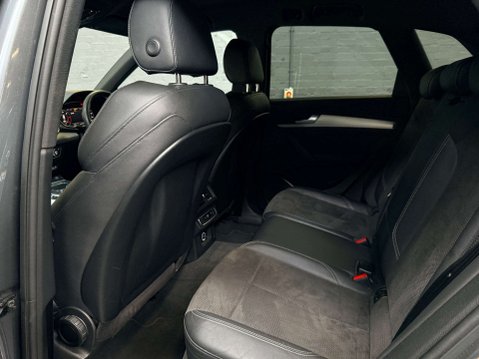 Audi Q5 2.0 Q5 S Line 40 TDI Quattro Semi-Auto 4WD 5dr 55