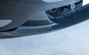 Aston Martin V12 Vantage S Roadster 36