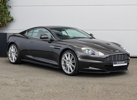 Aston Martin DBS V12 2