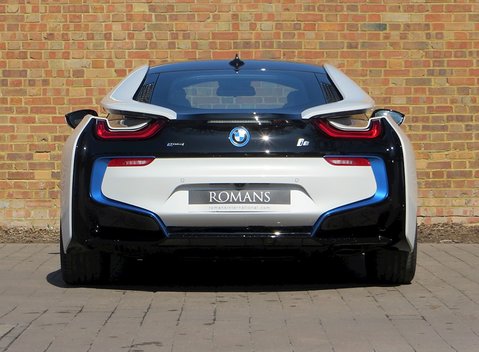 BMW I8 6