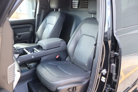 Land Rover Defender 110 D300 HARD TOP X-DYNAMIC HSE MHEV HUGE SPEC STYLED AT SEEKER  27