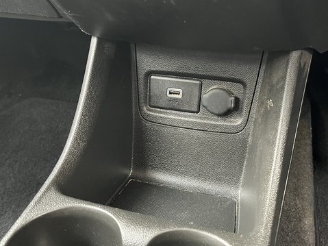 Vauxhall Viva 1.0 [73] SE 5dr [A/C] 26