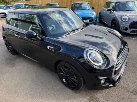 Mini Hatch COOPER 2