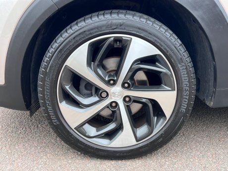 Hyundai TUCSON 2.0 CRDi Premium Auto 4WD Euro 6 5dr 71