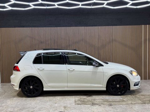 Volkswagen Golf 2.0 Golf R-Line Edition TDI BlueMotion Technology 5dr 18