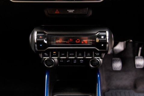 Suzuki Ignis SZ5 DUALJET ALLGRIP MHEV 31