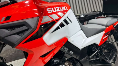 Suzuki V-Strom XT 2022 ONLY 2K FULL LUGGAGE STUNNING ADVENTURE BIKE 20