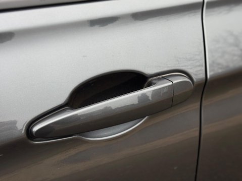 BMW 3 Series 3.0 330d M Sport Auto xDrive Euro 5 (s/s) 4dr 27