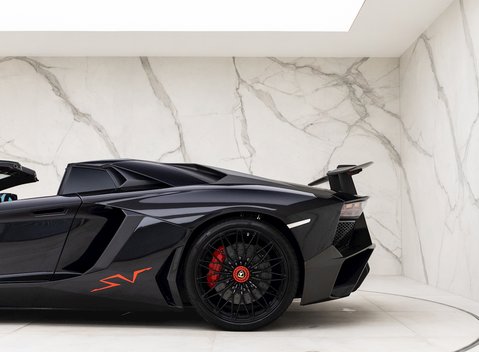 Lamborghini Aventador SV LP 750-4 Roadster 35