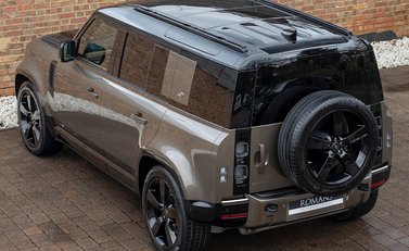 Land Rover Defender 110 X P400 9