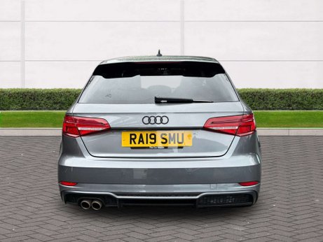 Audi A3 1.5 A3 Sportback 35 TFSI Black Edition 5dr 3