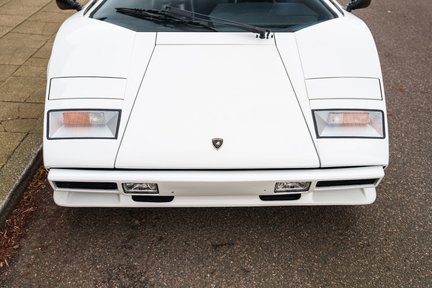 Lamborghini Countach 5000 QV 8