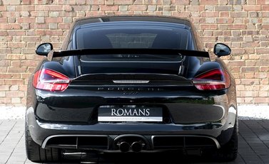 Porsche Cayman GT4 5