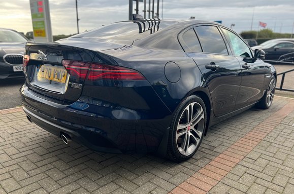 Jaguar XE 2.0 P250i HSE AUTO PETROL 6