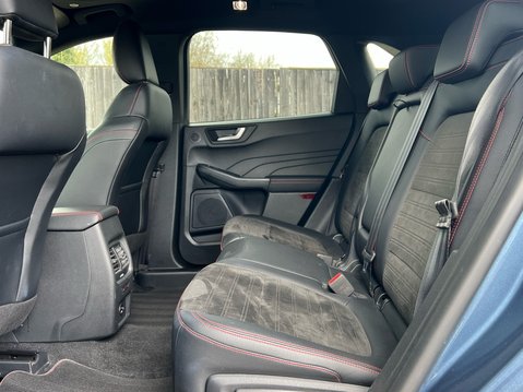 Ford Kuga ST-LINE X EDITION 9