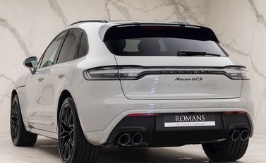 Porsche Macan GTS 3