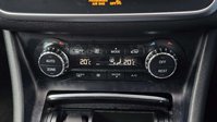 Mercedes-Benz GLA 2.1 GLA220d AMG Line (Premium) SUV 5dr Diesel 7G-DCT 4MATIC Euro 6 (s/s) (1 31