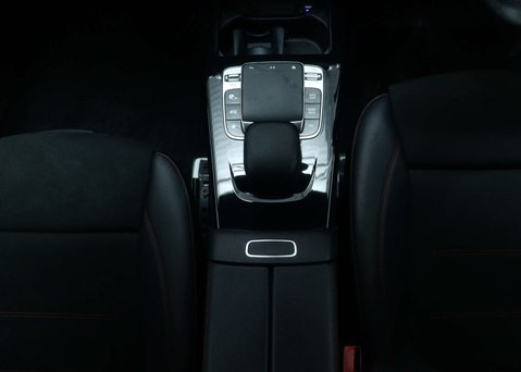 Mercedes-Benz A Class 1.3 A 200 AMG Line Exeutive Auto 5dr 20