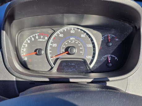 Hyundai i10 1.2 Premium SE Hatchback 5dr Petrol Auto Euro 6 (87 ps) 31