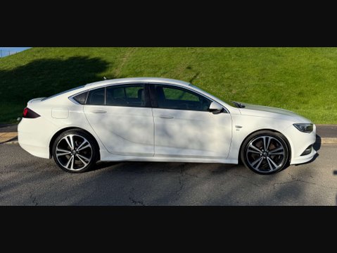 Vauxhall Insignia 2.0 Insignia SRi VX-Line Nav TD 5dr 3