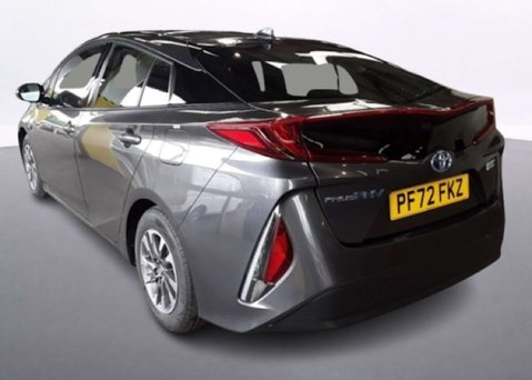 Toyota Prius 1.8 VVT 8.8kWh Business Edition Plus Hatchback 5dr Petrol Plug-in Hybrid CV 9
