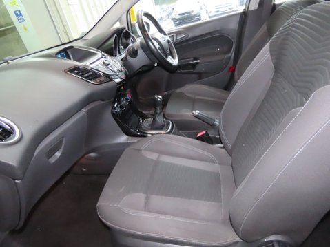 Ford Fiesta ZETEC TDCI 11