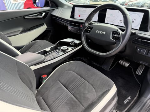 Kia EV6 77.4kWh GT-Line Hatchback 5dr Electric Auto AWD (320 bhp) 2