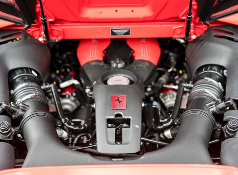 Ferrari 488 Spider 30